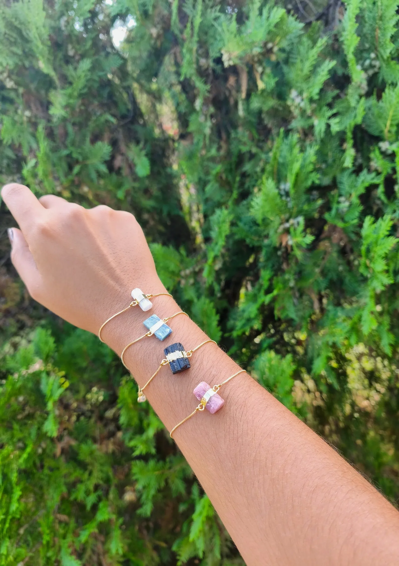 Pulseira-amuleto regulável