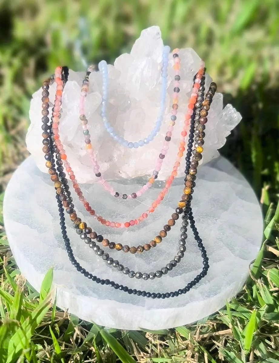 Choker pedrinhas de Olho de Tigre