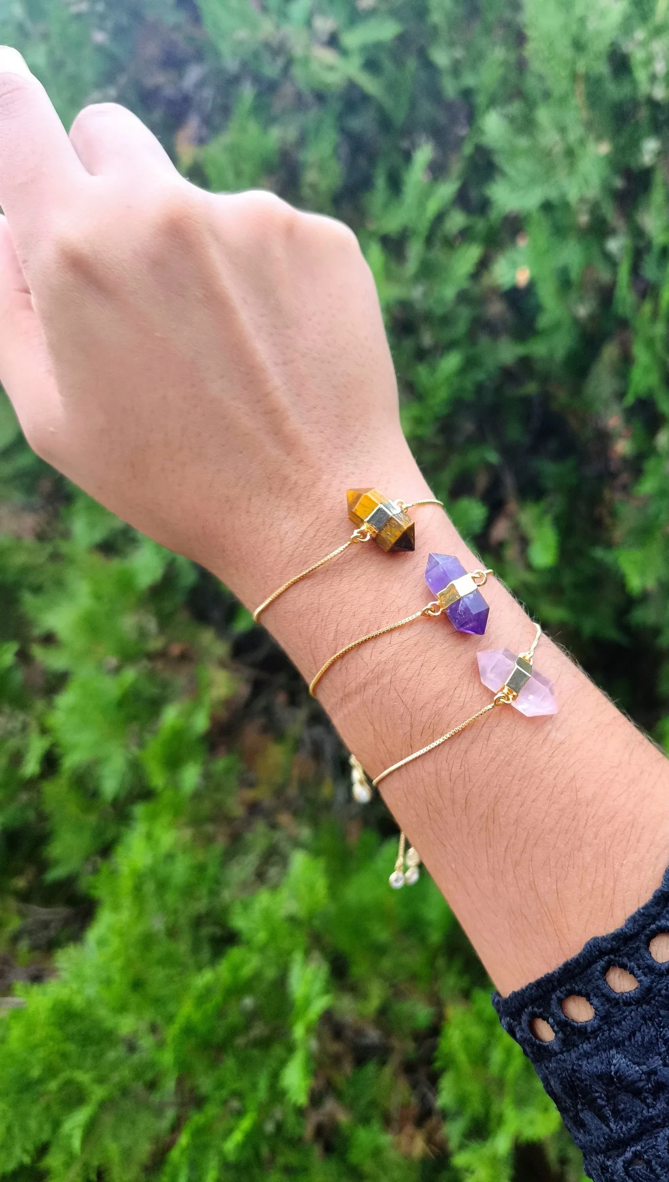 Pulseira-amuleto regulável
